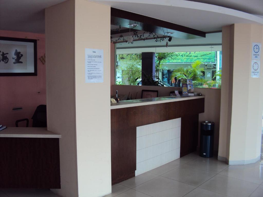 Golden Bay Hotel Malacca Esterno foto